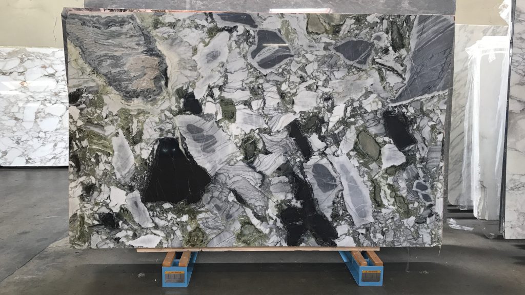 full SlabAmazonia65x104PolMarble3467 WP 1024x576